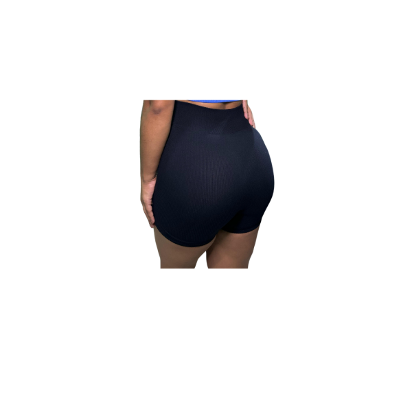 Shorts Canelado Feminino - Image 4